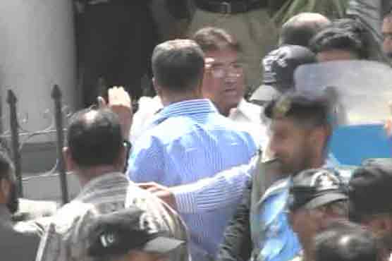 IHC extends Musharraf's interim bail till April 18