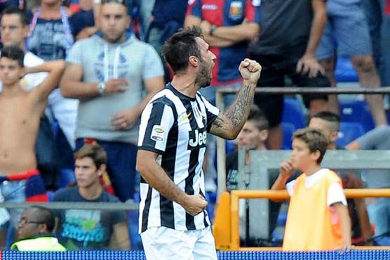 Juventus beat Lazio 2-0 to move 11 points clear