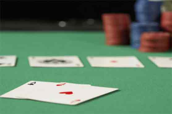 Russians run shady poker games: FBI