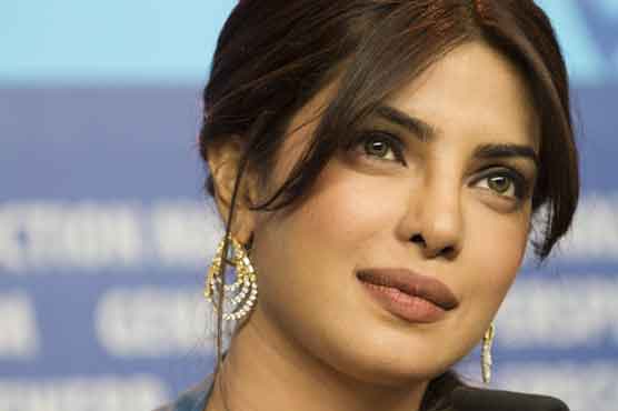 Priyanka comes to aid of her late assistant’s family 