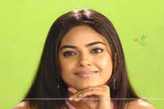 Priyanka's cousin Meera Chopra joins Bollywood
