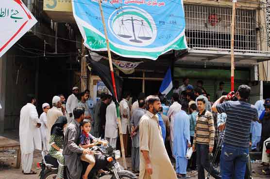  JI election office set ablaze in Karachi 
