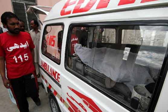 Three people gunned down in Karachi  