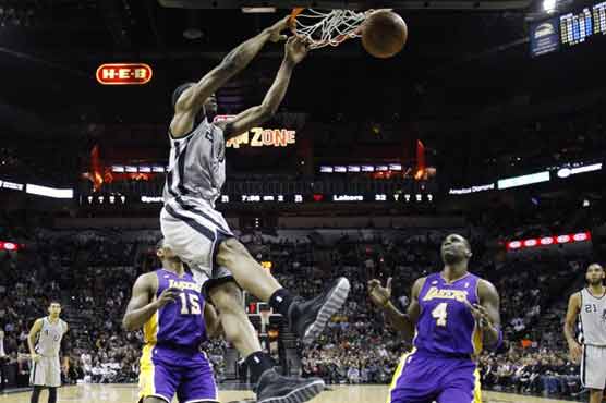 Parker leads Spurs to 102-91 win over Lakers 