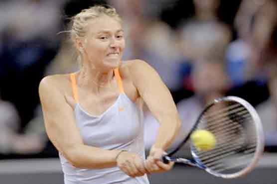 Sharapova toils on way to Stuttgart quarters