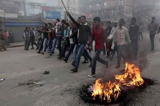 Bangladesh: Police fire teargas at building collapse demo