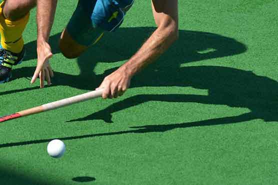 Field hockey player dies after snake bite, run 