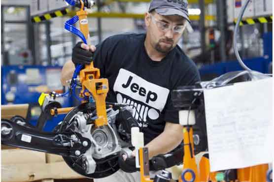 Automakers report big July sales; trucks lead way 