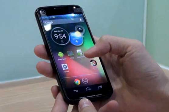 Review: Motorola phone notable for customization 