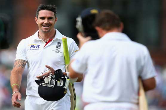 Pietersen, Bell lead England recovery in 3rd test