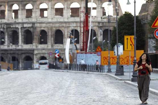 Rome mayor bans automobiles near Colosseum 