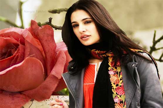 Women scribes in war zones amazing: Nargis Fakhri 