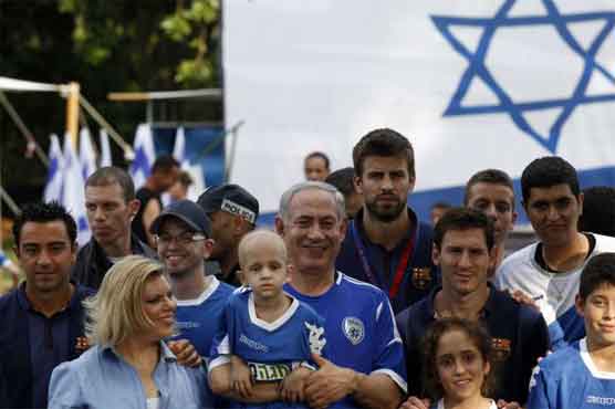 Barcelona ends 'Peace Tour' with Tel Aviv display 