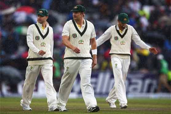 England rocking in pursuit of Ashes-winning draw