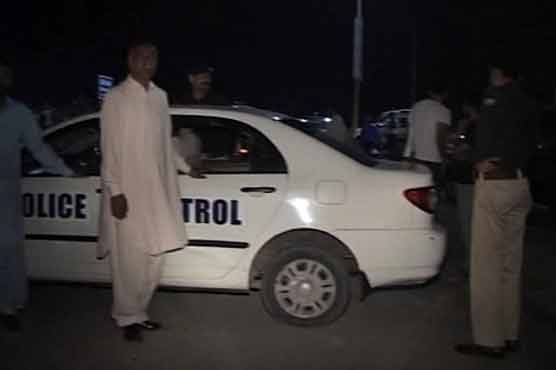 Four minor blasts outside liquor shops in Karachi spread scare