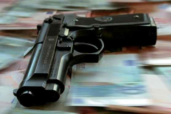 Karachi: Five private banks in Lyari receive 'extortion' slips 