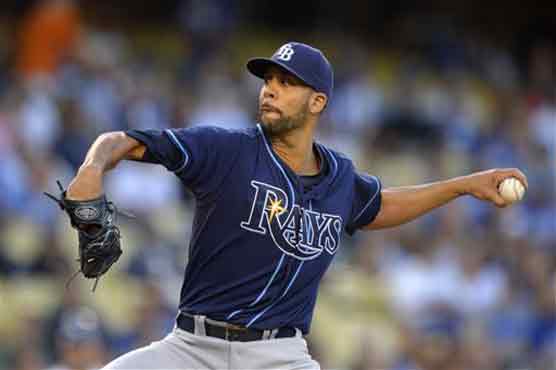 Error gifts Dodgers 7-6 victory over Rays