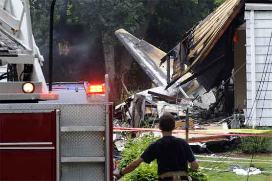Four bodies pulled from wreckage of US plane crash