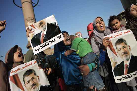 Egypt postpones crackdown on pro-Morsi protest camps 