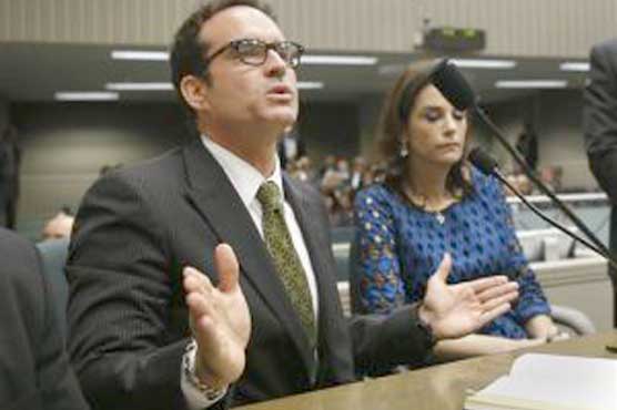 California paternity-rights bill on hold