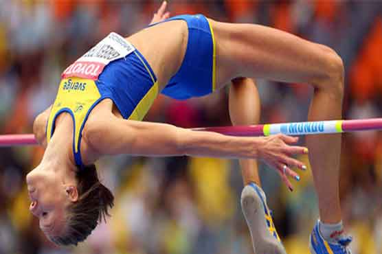 Swedish athletes compete with rainbow fingernails