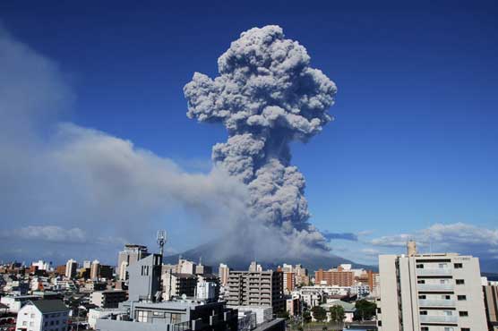 Volcanic eruption coats Japanese city with ash