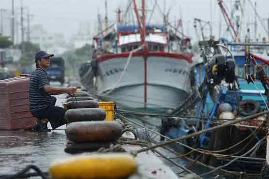 Severe Tropical Storm Trami heads for Taiwan