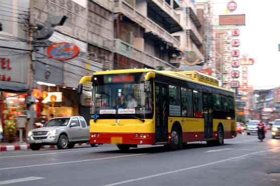 Angry Chinese bus driver hits and injures 27