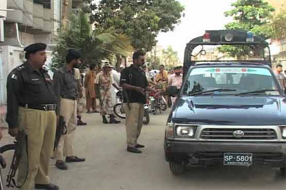 Gun, bomb attacks across Karachi kill at least 9