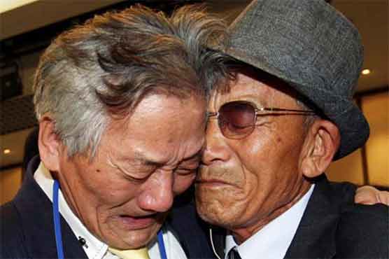 Koreas agree to reunions for 1st time in 3 years