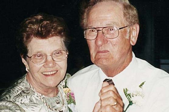 US couple married 65 years die 11 hours apart