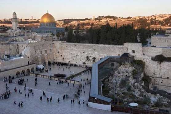 Palestinians call off round of talks after clash