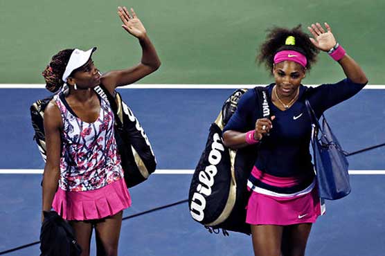 Williams sisters start US Open with lopsided wins