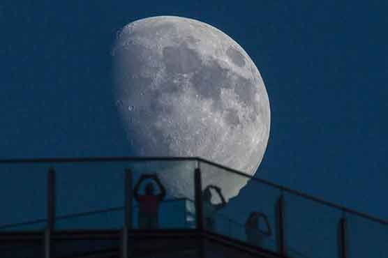 China to launch probe on moon 