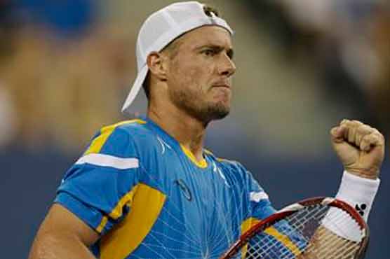 Hewitt shocks del Potro at US Open 