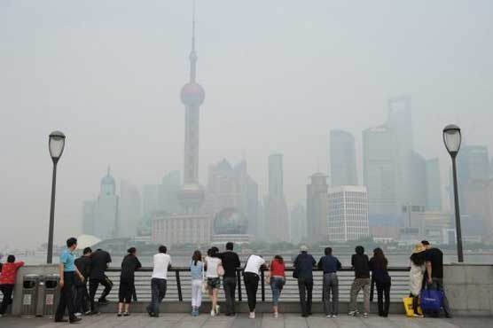 Liquid ammonia leak kills 15 in Shanghai