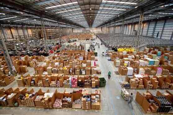 Americans click for deals on Cyber Monday