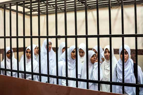 Egypt courts release 21 pro-Morsi female protesters