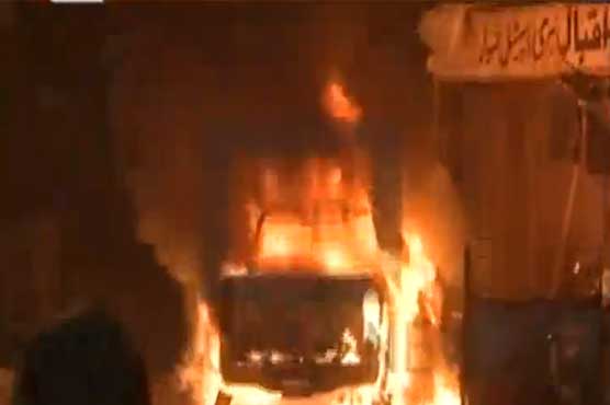Two killed, 20 injured in Karachi blast
