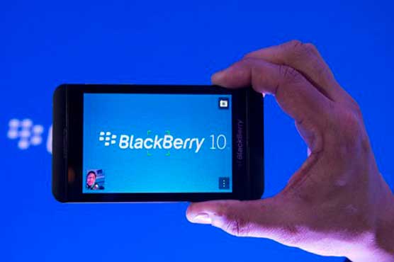 BlackBerry loss widens, recognizes manufacturing