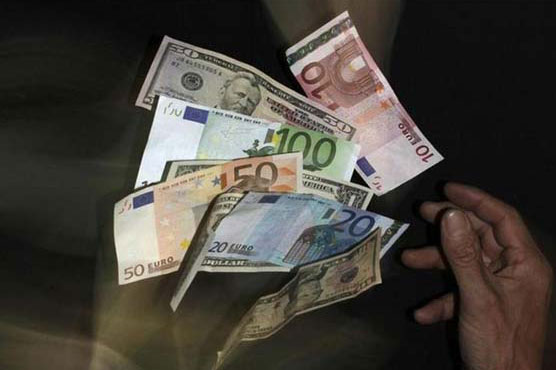 Swiss banks to reveal hidden accounts as US deadline looms