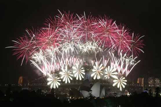 Happy New Year: World welcomes 2014 with a bang