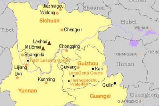 Bus crashes, kills 13, ahead of Chinese holiday 