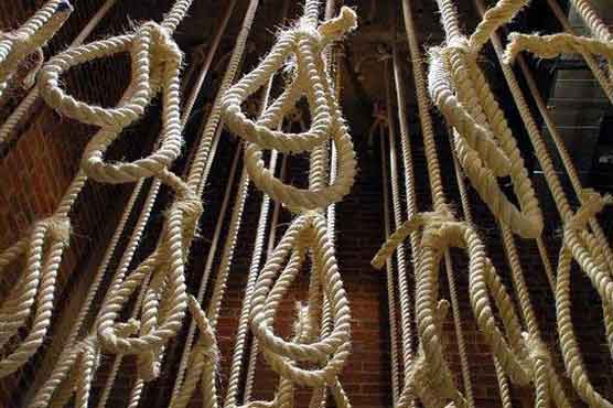 Zimbabwe finds hangman after seven years 