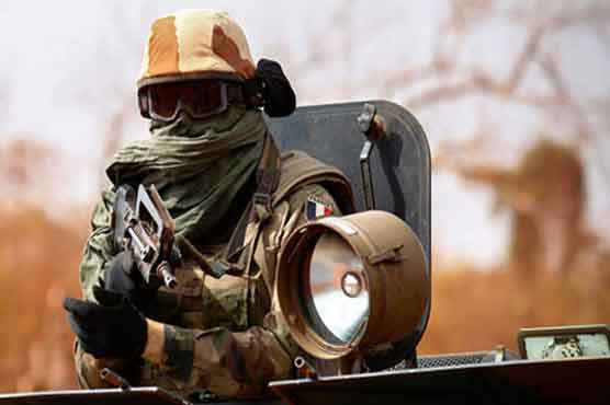 French troops bombard targets in Mali