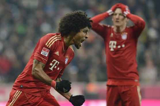 Brazil star Dante relishing England, Rooney clash