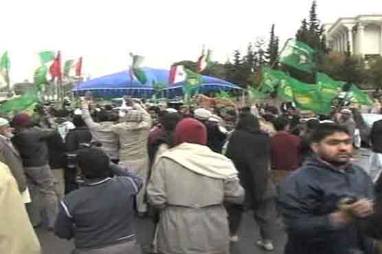 PML-N demands removal of governors before polls 