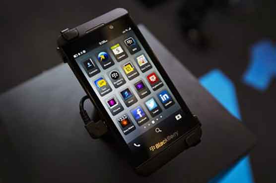 New keyboard BlackBerry in US could take months