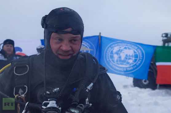 Russians claim deepest dive in freezing lake