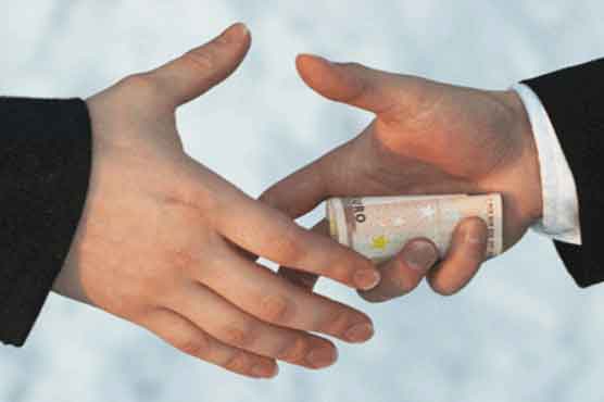 Cost of bribes paid by Afghans spiked in 2012: UN
